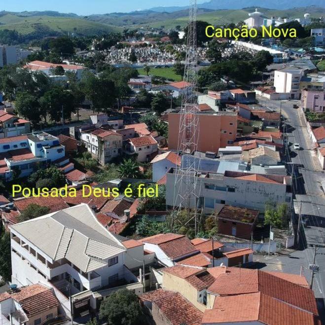 Pousada Deus é Fiel Cachoeira Paulista Extérieur photo